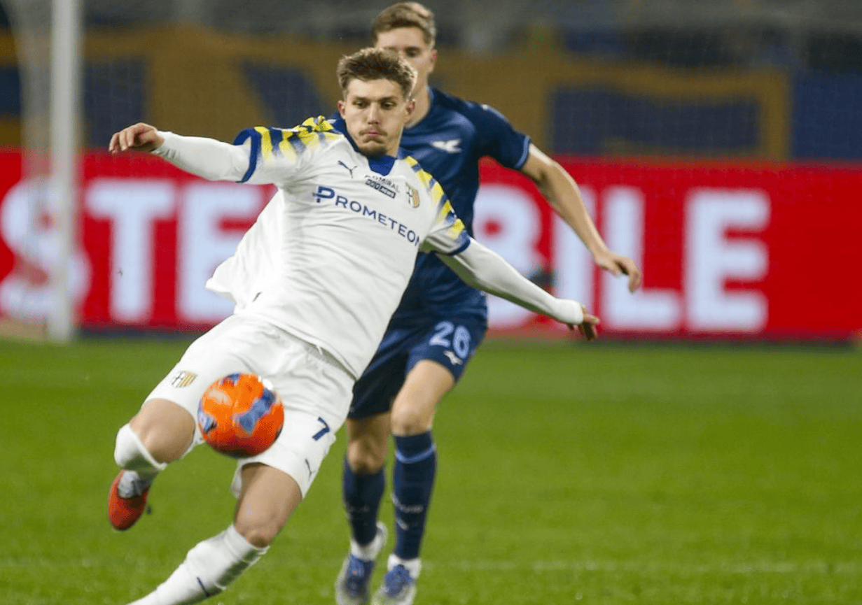 一场1-0踢出意甲神剧情:9人作战,极限绝杀,奎斯塔不敢相信